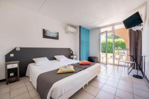 Hotels Le Clos des Bruyeres : photos des chambres