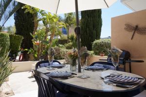 Aurora Townhouse - Complimentary Paphos Airport Transport