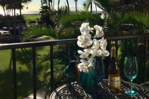 Kauhale Makai Condo on the Beach