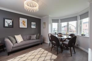 Dunfermline - Luxury Two Bedroom Apartment - TP