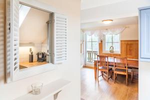 Two Bedroom-Apartment with Mountain View room in Wohlfühlbauernhof Bambichlhof