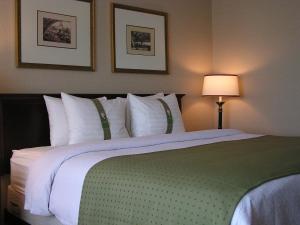 Holiday Inn Budd Lake - Rockaway Area by IHG