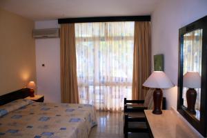 Kenya Bay Beach Hotel