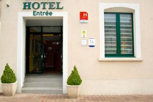 Hotels Logis Saint Louis : photos des chambres