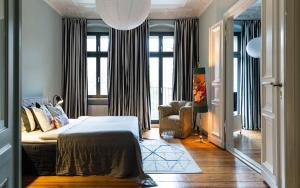 Two-Bedroom Apartment with Balcony room in Brilliant Apartments