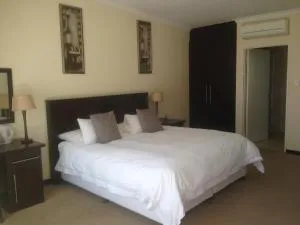 The Lazy Grape Guest Lodge & Spa - Benoni