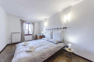 Maurizio House - near the Train Station