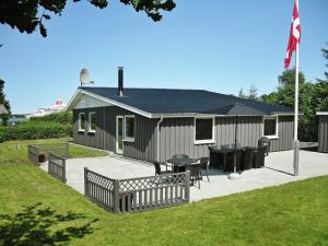 Three-Bedroom Holiday home in Storvorde 18