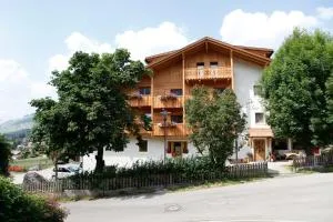 加尼伊索克酒店 - 布拉伊埃斯