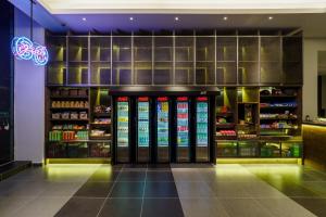 Shops, Tune Hotel KLIA-KLIA2, Airport Transit Hotel in Kuala Lumpur