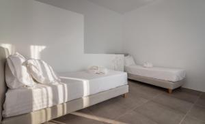 Milos Waves Luxury Apartments Milos Greece