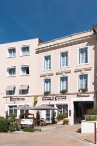 Hotels Grand Hotel Pelisson : photos des chambres