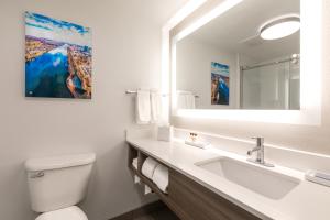 Queen Room with Two Queen Beds - Non-Smoking room in Wingate Augusta Washington Road by Wyndham