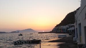 Blue Sea House Milos Greece