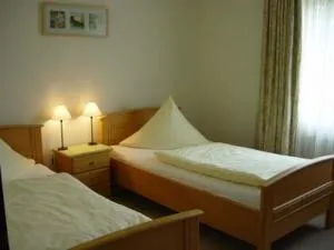 Ferienwohnungen Lindemann - Moorende