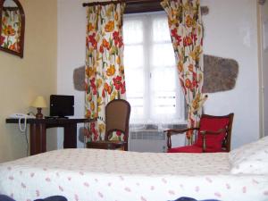 Hotels Auberge Hotel de Tournemire - Cantal : photos des chambres