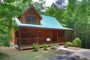 Rustic and Elegant Cabin in Enchanting Views of Great Smoky Mountain