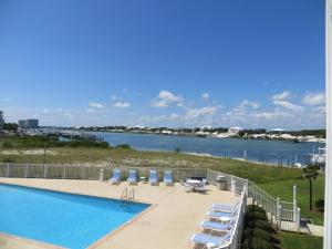 Two-Bedroom Apartment room in Jubilee Landing 107