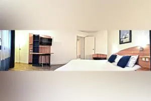Art Hotel Paris Est - Bobigny