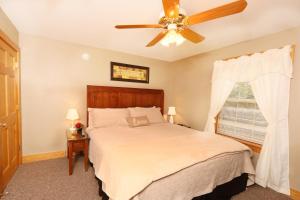 Comfy Condo perfect for your mountain getaway