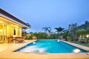 Villa with private pool