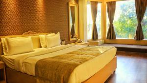 Dee Marks Airport Hotel & Resorts