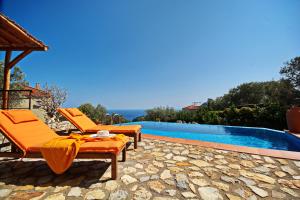 Alonissos Poikilma Villas exclusive luxury villas with private pools in nature Alonissos Greece