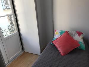 Apartment Yellow Bica