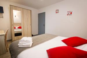 Hotels Le Relais Delys : photos des chambres