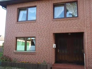 Ferienwohnung "Romaker" - 希舍尔