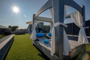 Deluxe new apartments - few steps from the beach - luxury holiday with style - by TRAVELER tourist a 