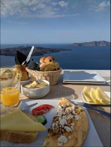 On the Cliff Suites Santorini Greece