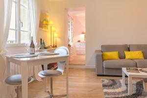 LEscale de Jules et Lily