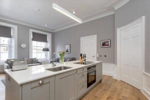 JOIVY Spacious Apartment close to Princes Street