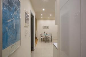 Apartment at Koukaki, 150m from the metro by YHA