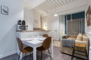 Appartements Jusqua 6 personnes au coeur du Vieux Lyon : photos des chambres