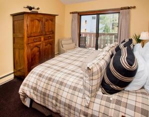 3BR Residence with Cozy Fire Place - Lodge at Vail