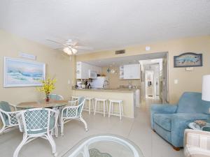 One-Bedroom Apartment room in Plantation Palms Condo #205