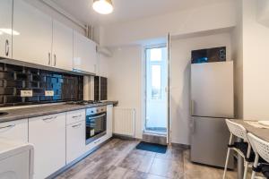Stylish Studio Near National Arena with High-Speed WiFi