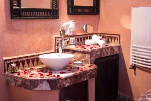 Riad Alya