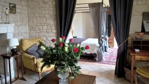 B&B / Chambres d'hotes Chateau de Bournand B&B : photos des chambres