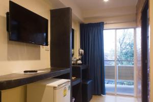 Suan Dok Gate Guesthouse