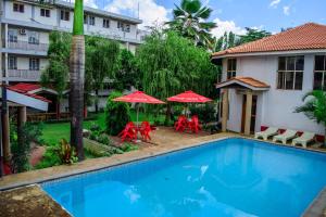 Kilimanjaro Crane Hotels & Safaris