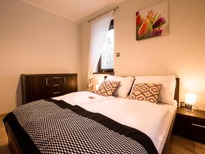 VacationClub - Rezydencja Park Apartment 3
