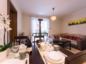 VacationClub - Rezydencja Park Apartment 3