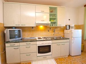 Apartments Loridana 279 