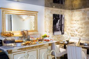 Lion dOr Paris Suites