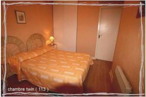 Hotels Hotel de La Paix : Chambre Double