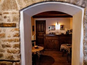 Old Inn Euritania Greece