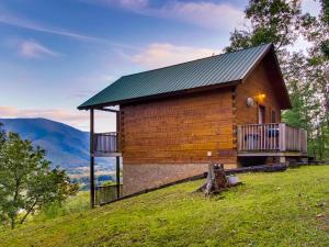One-Bedroom House room in Hatcher's Mountain Cabin